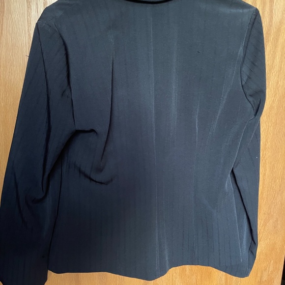 Black blazer / Suit jacket - Picture 2 of 4